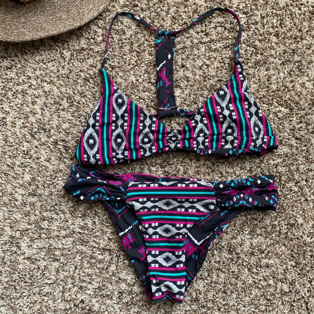 Roxy Bikini Set